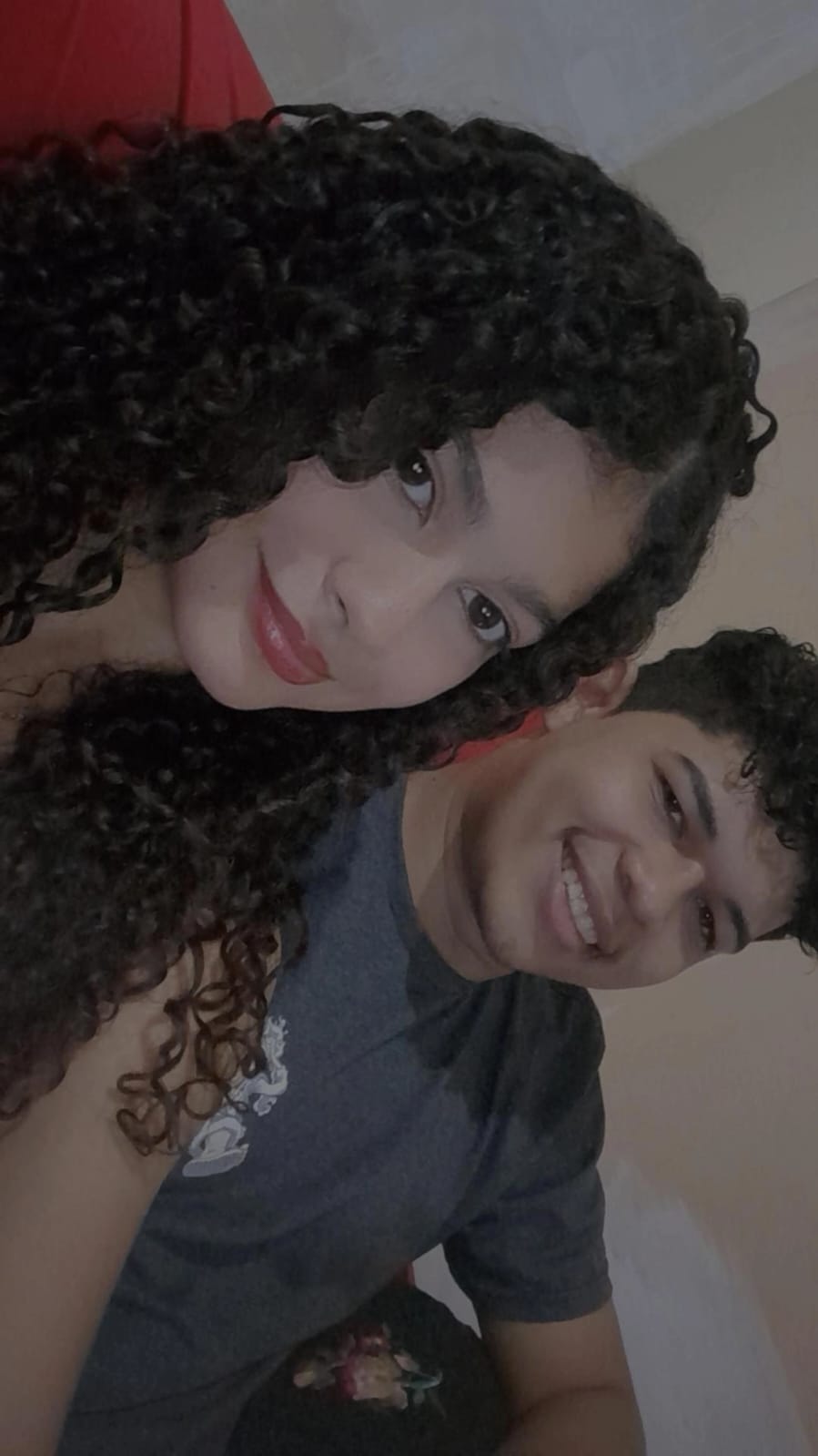 Caio e sua felicidade juntos em casa